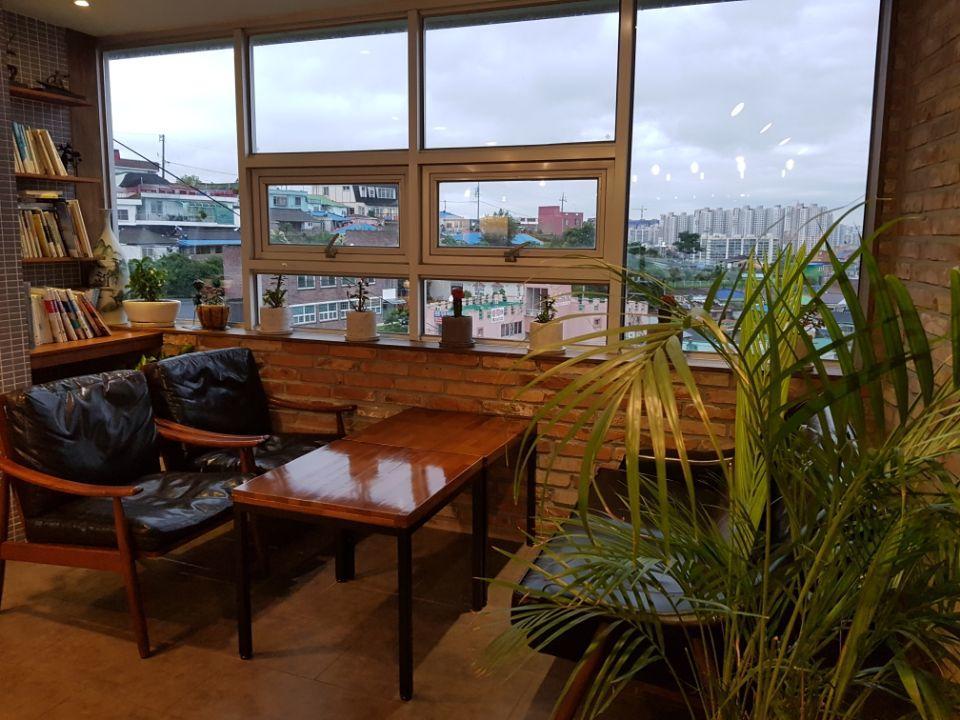 White Windmill Guesthouse Mokpo Exterior foto