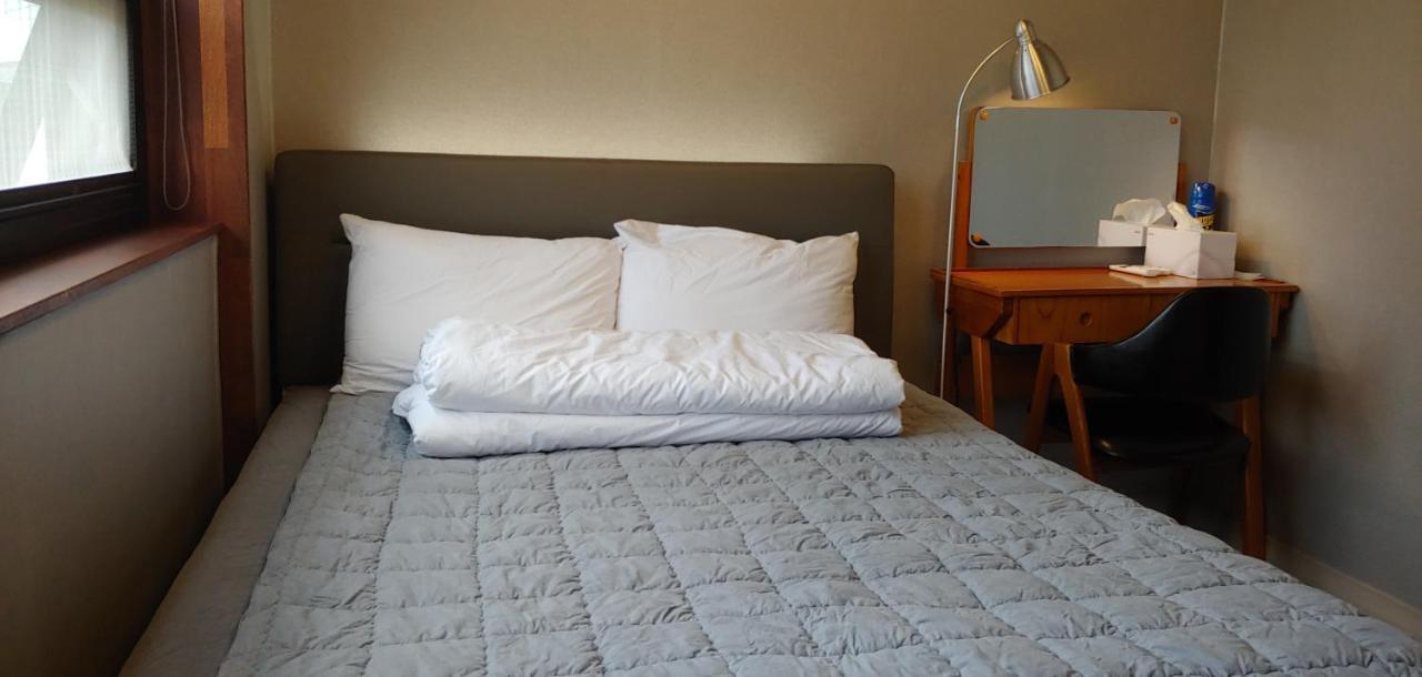 White Windmill Guesthouse Mokpo Exterior foto