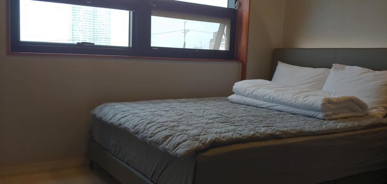 White Windmill Guesthouse Mokpo Exterior foto